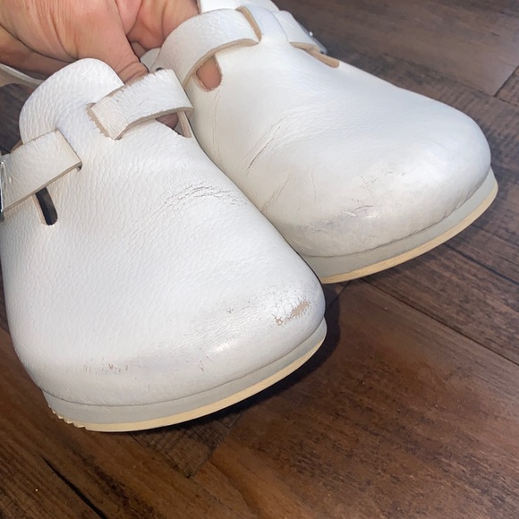 Birkenstock Cream Mules & Clogs - Picture 16 of 16